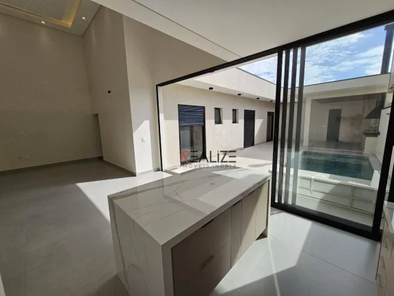 Imagem Casa térrea moderna com escritório e 3 suítes à venda, 195 m² por R$ 1.640.000 - Condomínio Fechado - Indaiatuba/SP