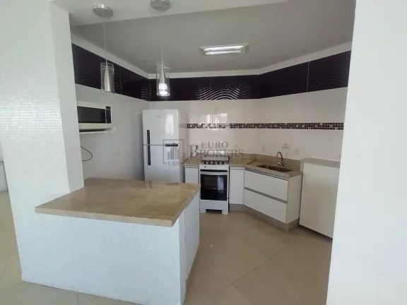 Imagem Apartamento Quadra Mar com 3 dormitórios à venda no Centro de Balneário Camboriú