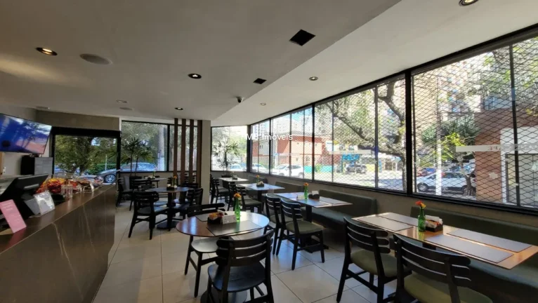 Imagem Loja Comercial de Alto Padrão em Indianópolis, São Paulo: Ideal para Cafés, Boutiques e Centros de Bem-Estar!