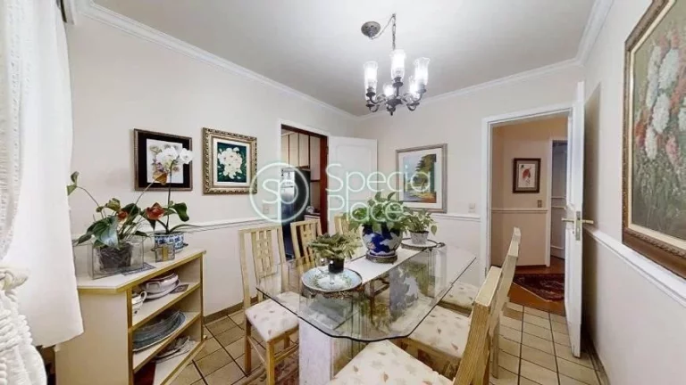 Imagem Ótimo apartamento à venda no Campo Belo - Área: 273m² - Living amplo para vários ambientes, com...