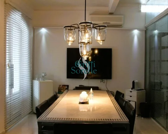 Imagem Casa Térrea à Venda na Vila Madalena - São Paulo/SP.