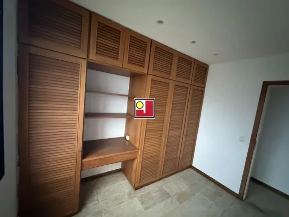 Imagem Vendo Cob Alfa 1, na Praia da Barra, nascente, vista mar, montanhas e lagoa, indevassável, original 3Q, 190,42m², duplex, ônibus, clube, tênis,futebol