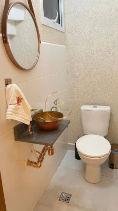 Imagem Casa Sobrado, 3 Dormitórios (1 suíte), 2 Vagas, Reserva Urbanova, Sjc.