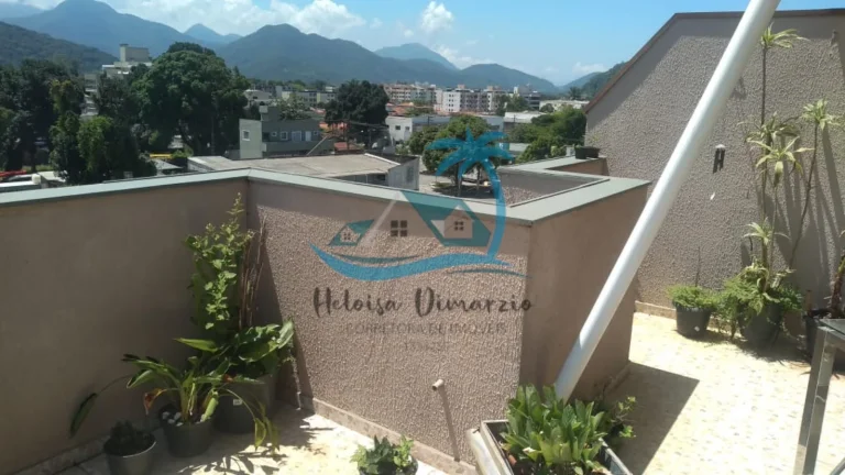Imagem Apartamento Cobertura duplex com 3 dormitórios, 3 banheiros a venda na região Central de Ubatuba.