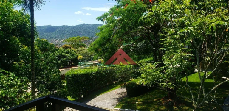 Imagem Casa Espetacular com Vista mar e verde 3 suítes