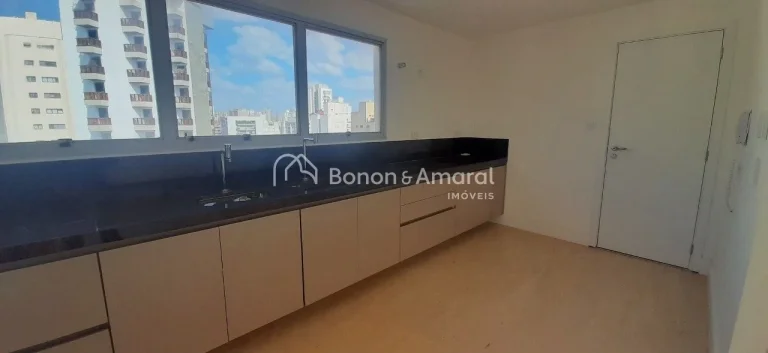 Imagem Essa belíssima cobertura duplex está localizada no coração do Cambuí, um dos bairros mais charm...