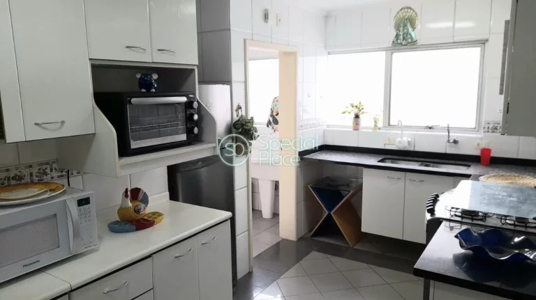 Imagem Ótimo apartamento com 170m², em Moema Índios. Amplo living com varanda, sala de jantar, lavabo, 0...