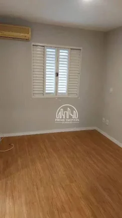 Imagem Sobrado com 3 dormitórios à venda, 110 m² por R$ 797.000,00 - Residencial Thina - Jundiaí/SP