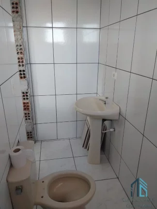 Imagem Sobrado a venda c0m 03 moradias, 09 quartos no Balneário Xangrila em Pontal do Parana PR