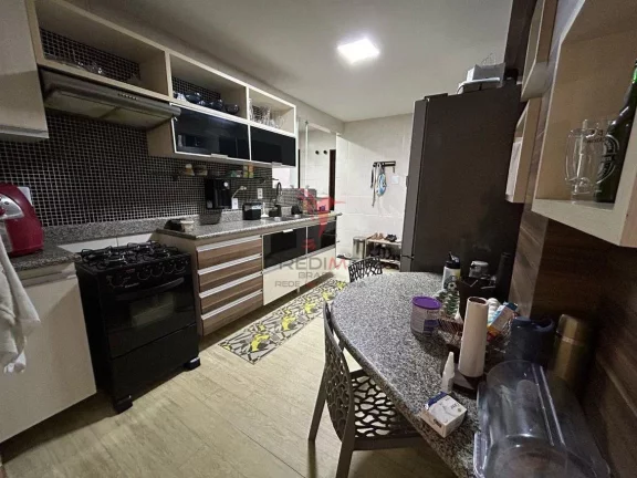 Imagem Apartamento com 3 suites e 2 Vagas de Garagem, varanda, em Manaira, perto da praia