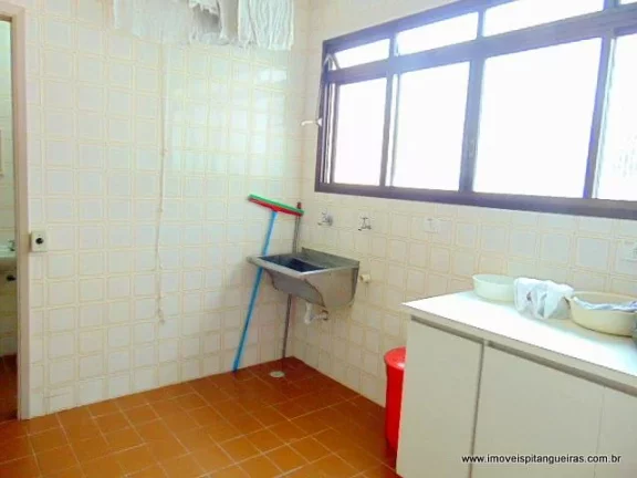 Imagem PITANGUEIRAS- NA CALÇADA DA PRAIA , LOCALIZAÇÃO ESPETACULAR , GARAGEM NO PRÉDIO.