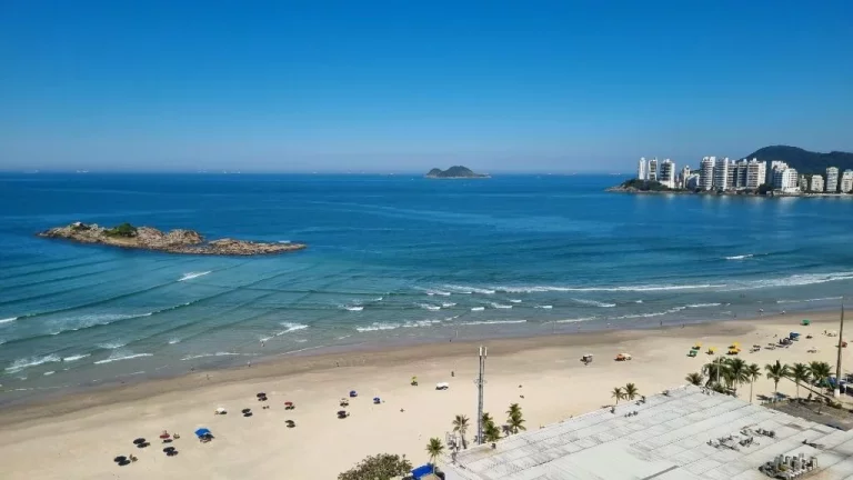 Imagem Apartamento com 3 dormitórios à venda, 150 m² - Pitangueiras - Guarujá/SP