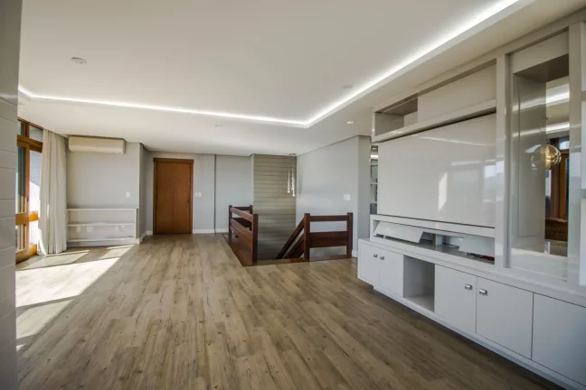 Imagem Cobertura Duplex de 3 dormitórios 435 metros quadrados e Piscina Privativa no Centro de N. Hamburgo