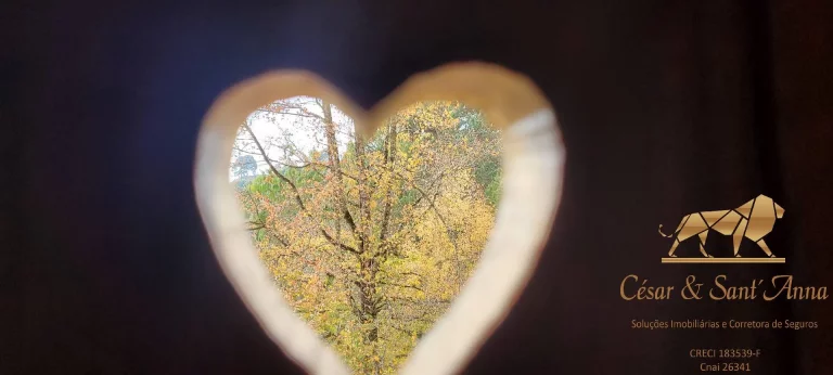 Imagem Oportunidade, Belíssima casa em meio ao verde de Campos do Jordão/SP