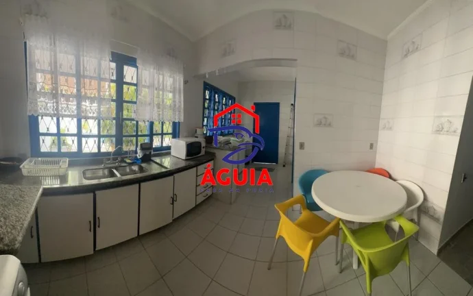 Imagem Belo sobrado em estilo colonial no Saco da Ribeira em Ubatuba!