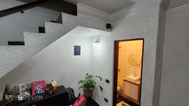 Imagem Sobrado Exclusivo no Paraventi: Conforto, Elegância e Localização Privilegiada!