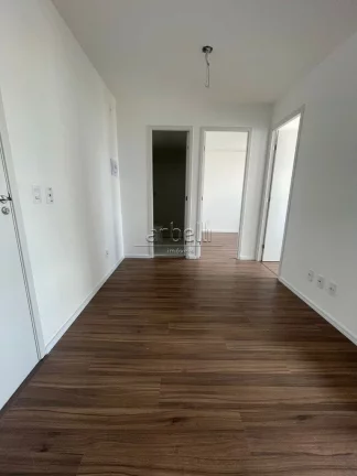 Imagem Apartamento com 2 dormitórios, sala conjugada com cozinha, varanda, banheiro, área de serviços, s...