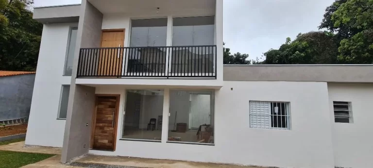 Imagem Sobrado com 3 dormitórios à venda, 176 m² por R$ 635.000,00 - Chácaras Ceres - Suzano/SP