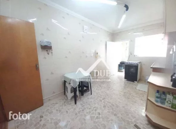 Imagem Apartamento de 2 dormitórios com dependência completa no Bairro do Boqueirão em Santos.