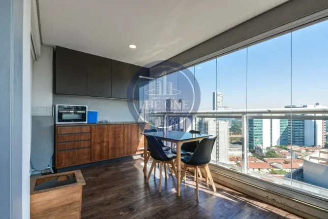 Imagem Studio de Luxo à Venda em Pinheiros - São Paulo-SP: 1 Quarto, 2 Salas, 1 Banheiro, 1 Vaga, 49m² de Pura Elegância!