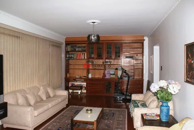 Imagem Casa à venda 3 Quartos, 1 Suite, 5 Vagas, 380M², Paulicéia, São Bernardo do Campo - SP