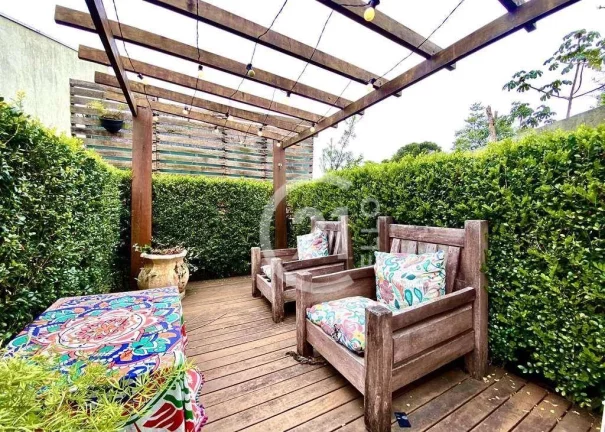 Imagem Casa com 4 dormitórios à venda, 325 m² por R$ 1.110.000,00 - Jardim São Vicente - Cotia/SP
