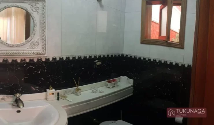 Imagem Sobrado com 3 dormitórios à venda, 430 m² por R$ 1.750.000,00 - Conjunto Residencial Santa Terezinha - São Paulo/SP