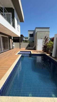 Imagem Casa mobiliada no Condomínio Caledônia com 4 dormitórios sendo 3 suítes e 4 vagas em Camboriú