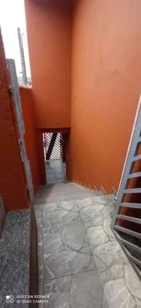 Imagem Sobrado com 2 dormitórios à venda, 124 m² por R$ 300.000,00 - Jardim Ikeda - Suzano/SP