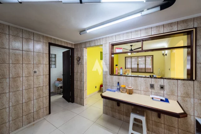 Imagem Casa Padrão para locação comércio no bairro do Macuco em Santos