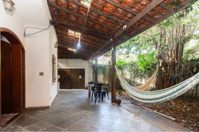 Imagem Aconchegante e espaçosa Casa no Butantã com 315m2 de terreno