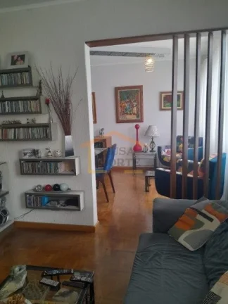 Imagem Apartamento com 95m² de área útil, com piso de madeira que traz aconchego para as salas e seus 3 ...