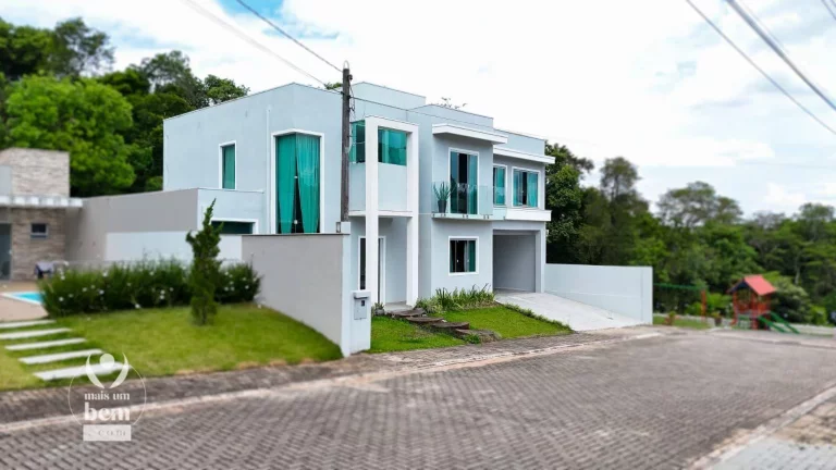 Imagem ESTUDA PERMUTA ATÉ 800K - Casa com 273m² em condomínio - 4 Quartos (1 Suíte) R$ 1.499.000 - Rondinha, Campo Largo/PR.