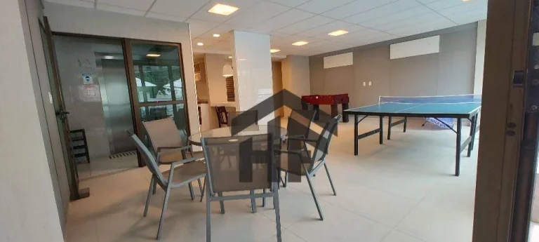Imagem Apartamento com 2 quartos à venda em Casa Amarela no Recife/PE