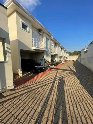 Imagem Casa de condomínio à venda, Chácara Primavera, com 3 quartos, 140m2