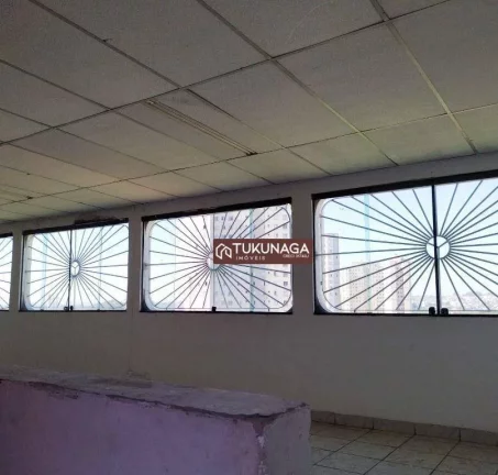 Imagem Sobrado com 4 quartos para alugar, 380 m² por R$ 5.893/mês - Vila Hermínia - Guarulhos/SP