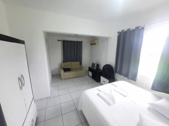 Imagem Casa à Venda, 200m2, 4 Dormitórios(1S), Daniela, Florianópolis/SC