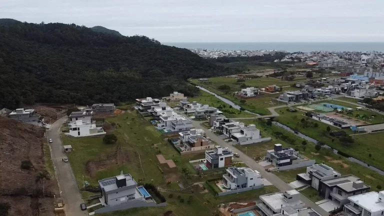 Terreno para Venda em Florianópolis / SC no bairro Ingleses do Rio Vermelho