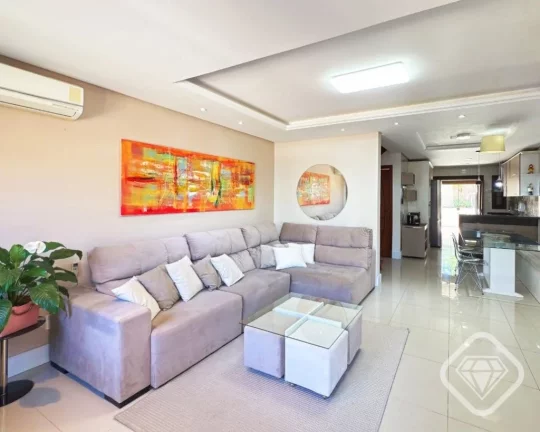 Imagem Casa completa com piscina em rua tranquila em um terreno de 200 m².

Residência no bairro Espírit...