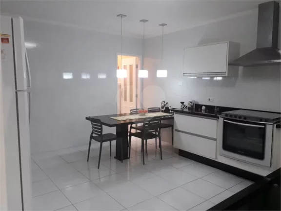 Imagem Casa Térrea à venda com 3 quartos, sendo 1 suíte, em Butantã, São Paulo - SP