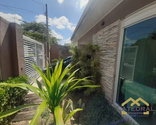Imagem Casa comercial térrea à Venda para fins comerciais no Jardim Cica em Jundiaí/SP