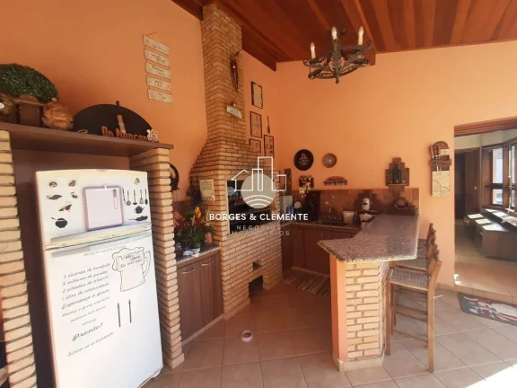 Imagem Casa com 3 dormitórios à venda, 294 m² por R$ 1.500.000 - Vila Esperia