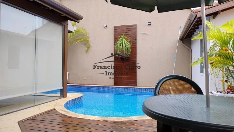 Imagem Casa à venda no bairro Portal das Colinas - Guaratinguetá/SP