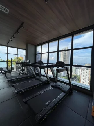 Imagem A 5ª Avenida Imóveis selecionou essa unidade imperdível no ALIVE CORREDOR DA VITÓRIA: Studios com 26,74m2 de área privativa c/ varanda, alto vista mar