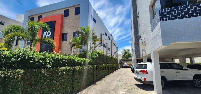 Imagem Apartamento térreo com móveis projetados á 110m da praia do Bessa / Jardim Oceania -