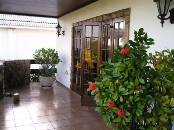 Imagem Park Palace - Mansão , 1000m2 construída. Desocupada