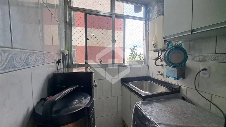 Imagem Apartamento- Varanda- 2 quartos- 51m²- Cascadura