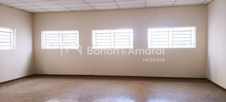 Imagem Venda , Centro , casa comercial , em Campinas . 
Localização central . 
Zoneamento ZC 4 .
Area de ...