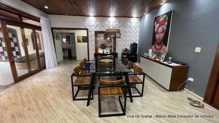 Imagem Casa com 4 dormitórios à venda, 580 m² por R$ 3.950.000,00 - Granja Viana -
