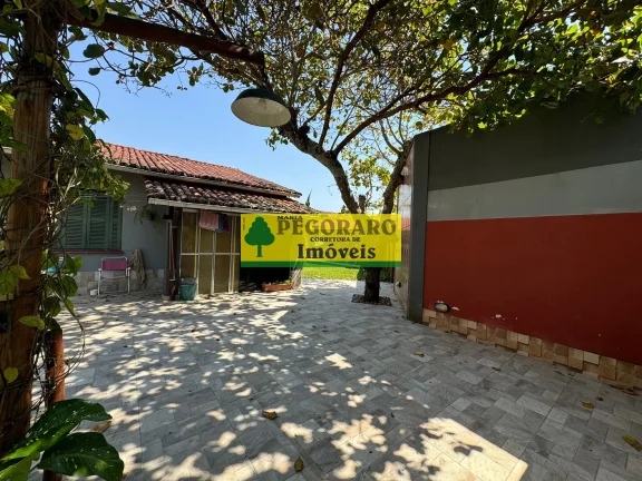 Imagem Oportunidade Imperdível: 3 casas à Venda na Martim de Sá; 2 Lotes; 720m² totais!